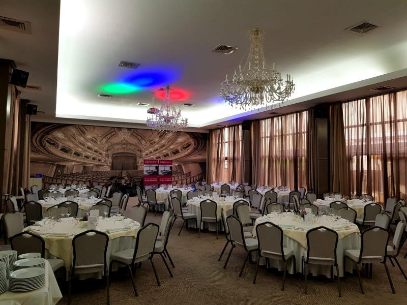 Opera Plaza Hotel
