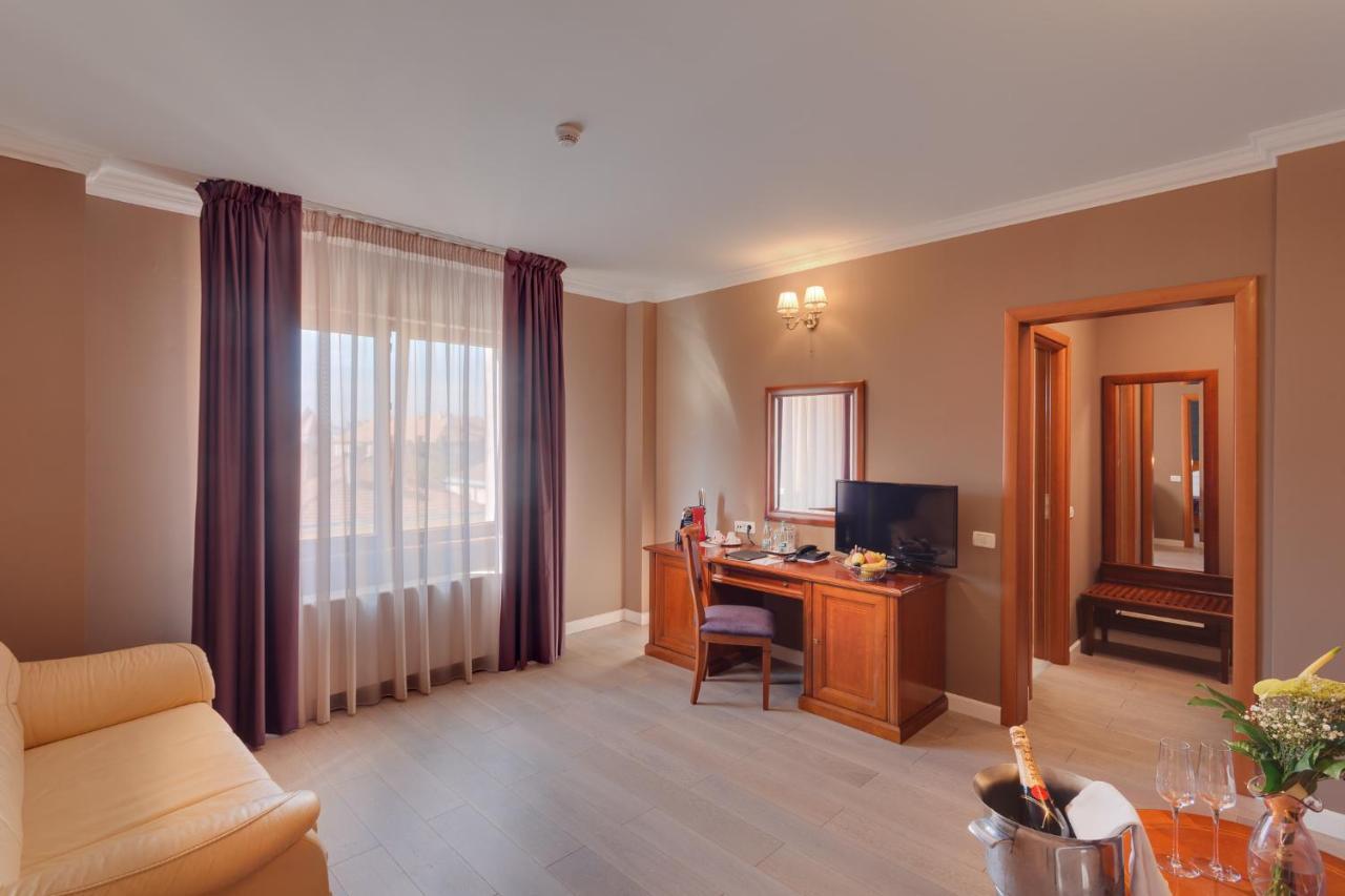 Opera Plaza 5* Cluj-Napoca