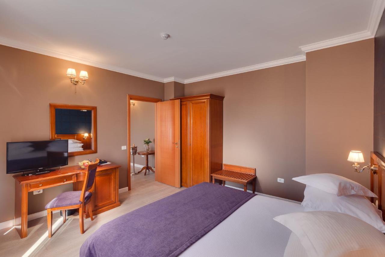 Hotel Opera Plaza 5*