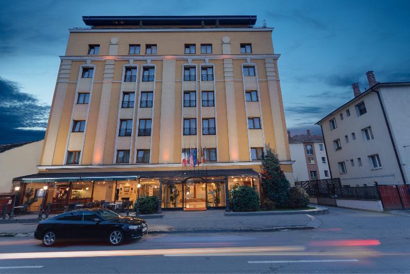Hotel Opera Plaza 5*